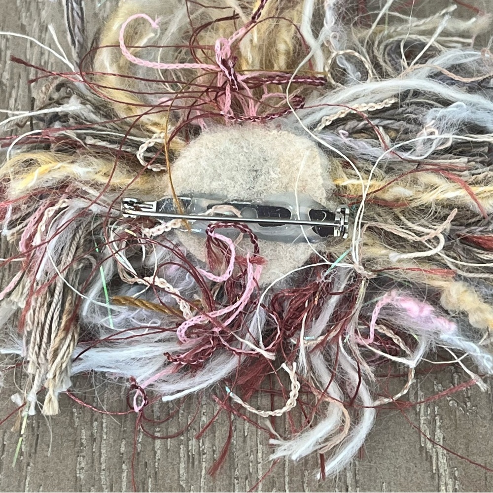 Vintage LaBelle Artisan Textile with Ceramic Birds Nest Brooch - Picture 6 of 7